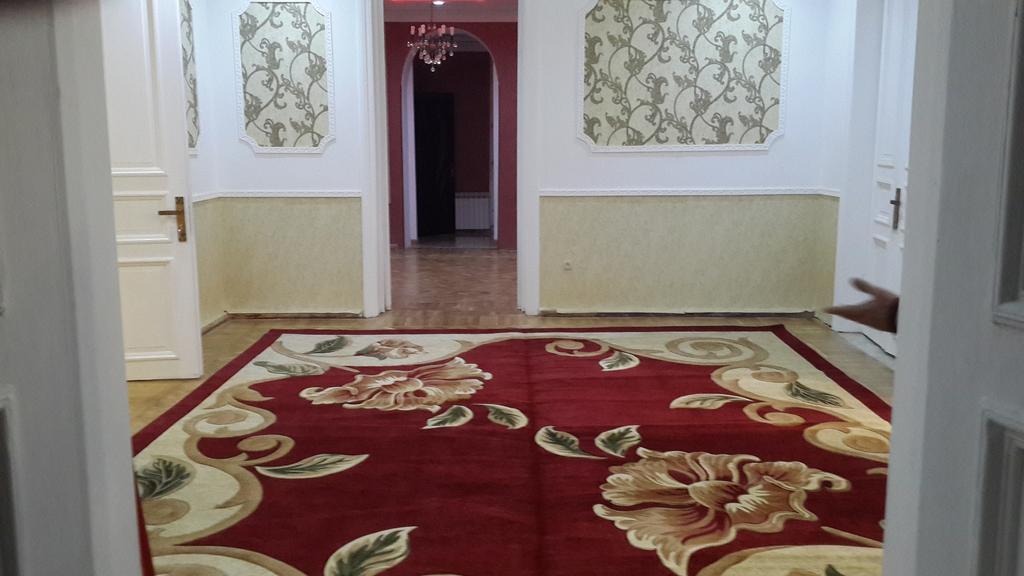 Edemi Hotel Kutaisi Ngoại thất bức ảnh