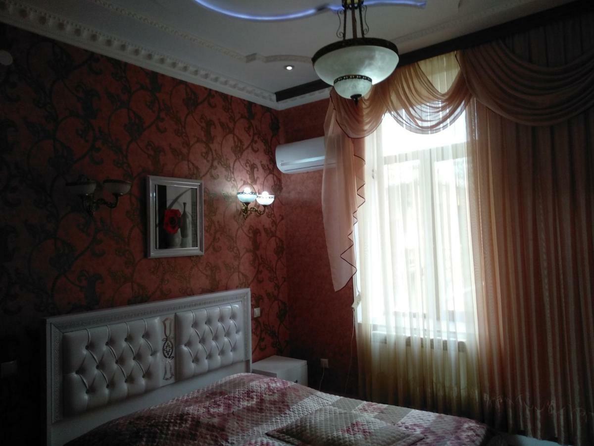 Edemi Hotel Kutaisi Ngoại thất bức ảnh